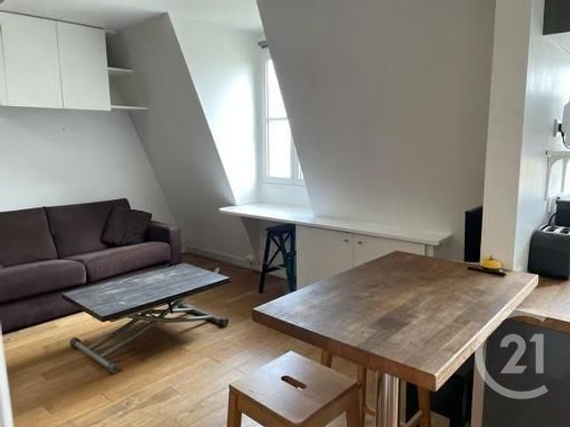 Afficher la photo en grand Appartement F1 à vendre - 1 pièce - 24.55 m2 - PARIS - 75012 - ILE-DE-FRANCE - Century 21 Les Abbesses