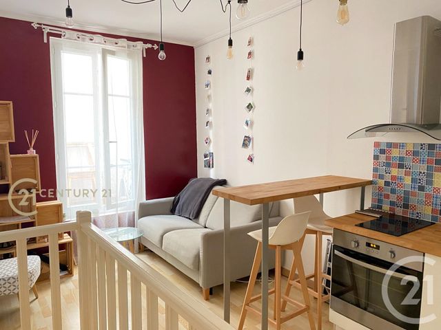 Appartement F2 à vendre - 2 pièces - 23.0 m2 - PARIS - 75018 - ILE-DE-FRANCE - Century 21 Les Abbesses