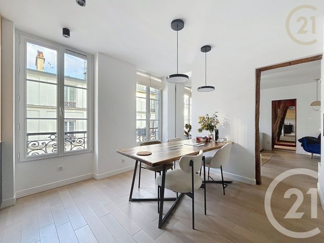 Appartement F4 à vendre - 3 pièces - 63.0 m2 - PARIS - 75018 - ILE-DE-FRANCE - Century 21 Les Abbesses