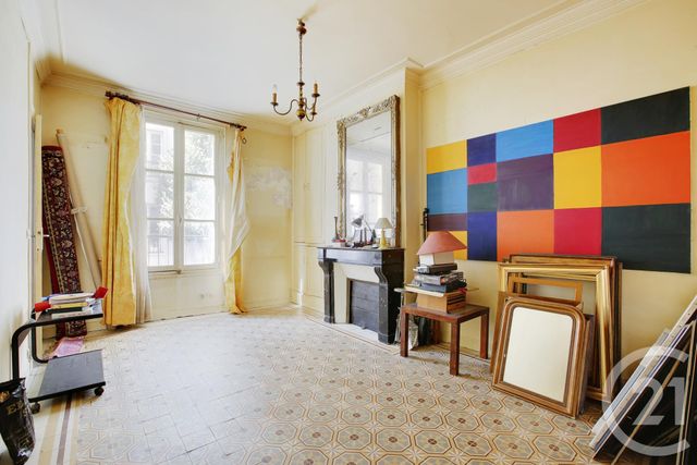Appartement F3 à vendre - 3 pièces - 48.72 m2 - PARIS - 75018 - ILE-DE-FRANCE - Century 21 Les Abbesses