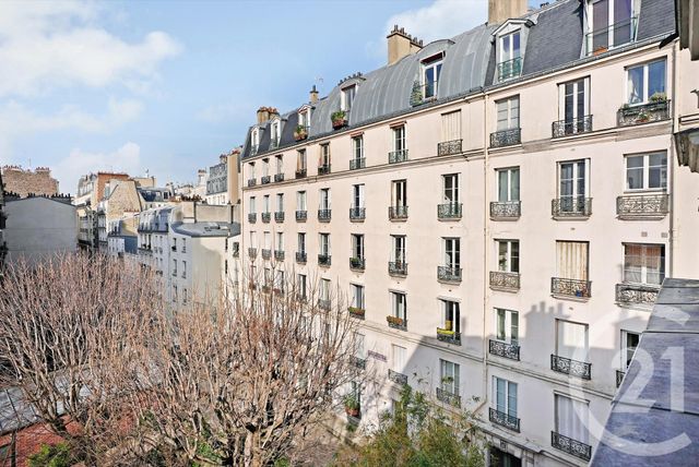 Appartement F3 à vendre - 3 pièces - 50.0 m2 - PARIS - 75018 - ILE-DE-FRANCE - Century 21 Les Abbesses
