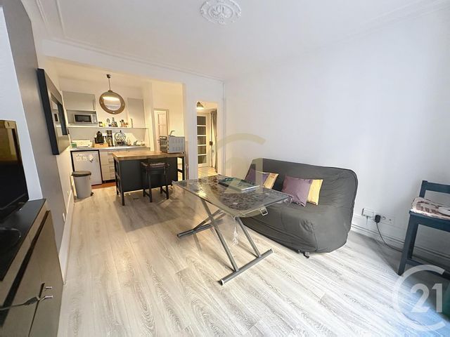 Appartement F2 à vendre - 2 pièces - 37.51 m2 - PARIS - 75018 - ILE-DE-FRANCE - Century 21 Les Abbesses
