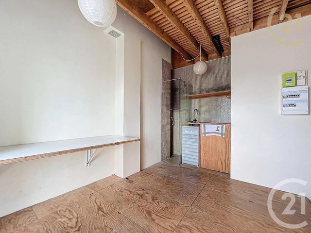 Appartement F1 à vendre - 1 pièce - 10.0 m2 - PARIS - 75018 - ILE-DE-FRANCE - Century 21 Les Abbesses