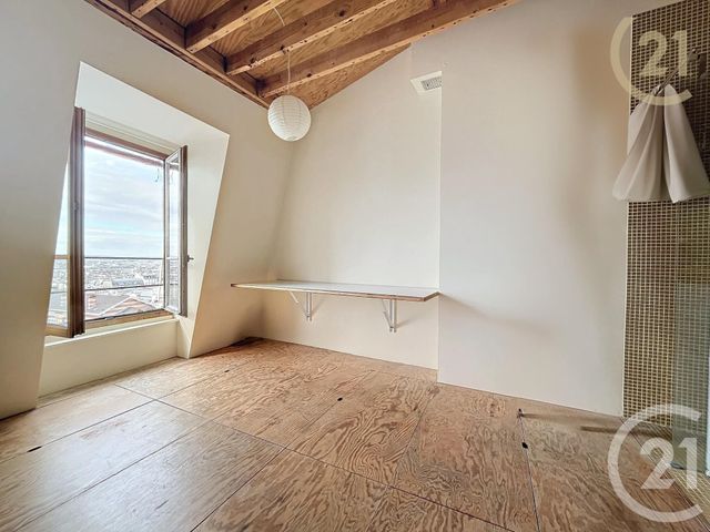 Appartement F1 à vendre - 1 pièce - 10.0 m2 - PARIS - 75018 - ILE-DE-FRANCE - Century 21 Les Abbesses