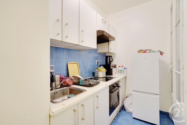 Appartement F2 à vendre - 3 pièces - 52.78 m2 - PARIS - 75018 - ILE-DE-FRANCE - Century 21 Les Abbesses