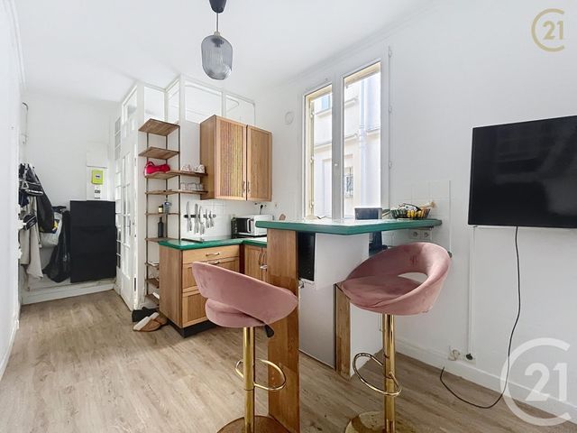 Appartement F1 à vendre - 1 pièce - 26.11 m2 - PARIS - 75018 - ILE-DE-FRANCE - Century 21 Les Abbesses