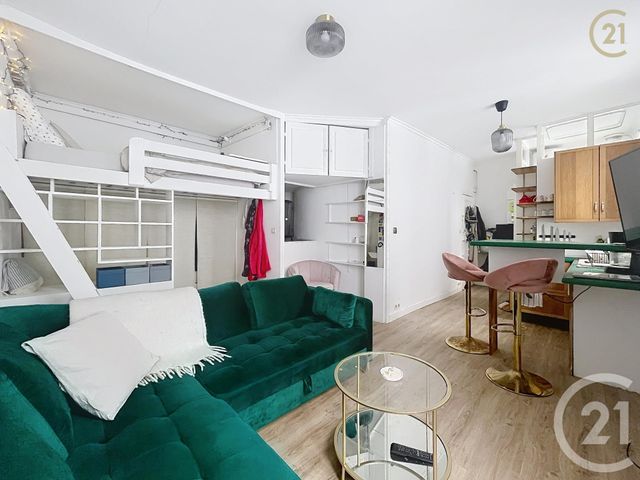 Appartement F1 à vendre - 1 pièce - 26.11 m2 - PARIS - 75018 - ILE-DE-FRANCE - Century 21 Les Abbesses