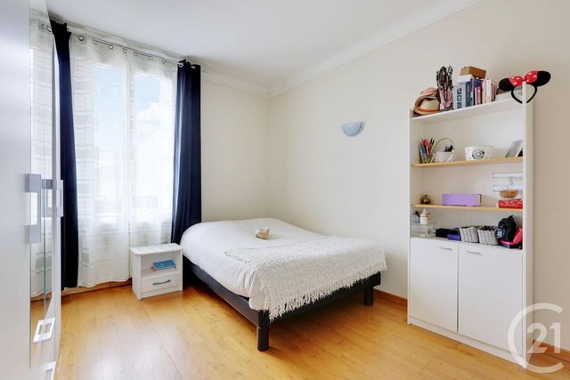 Afficher la photo en grand maison à vendre - 9 pièces - 220.09 m2 - BAGNOLET - 93 - ILE-DE-FRANCE - Century 21 Les Abbesses