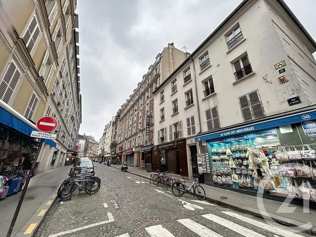 Appartement F2 à vendre - 2 pièces - 39.0 m2 - PARIS - 75018 - ILE-DE-FRANCE - Century 21 Les Abbesses