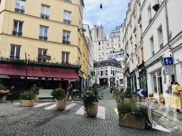 Appartement Studio à vendre - 1 pièce - 15.5 m2 - PARIS - 75018 - ILE-DE-FRANCE - Century 21 Les Abbesses