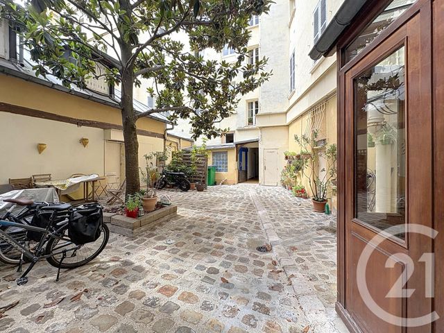 Afficher la photo en grand divers à vendre - 134.0 m2 - PARIS - 75018 - ILE-DE-FRANCE - Century 21 Les Abbesses