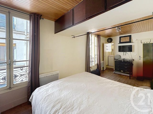 Appartement F1 à vendre - 1 pièce - 24.0 m2 - PARIS - 75018 - ILE-DE-FRANCE - Century 21 Les Abbesses