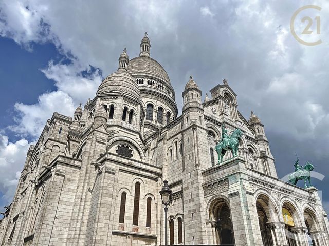 Afficher la photo en grand Appartement F2 à vendre - 2 pièces - 47.0 m2 - PARIS - 75018 - ILE-DE-FRANCE - Century 21 Les Abbesses