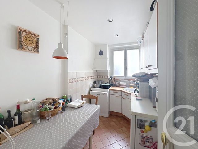 Appartement F4 à vendre - 4 pièces - 80.0 m2 - PARIS - 75018 - ILE-DE-FRANCE - Century 21 Les Abbesses