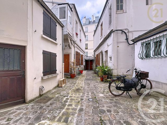 Afficher la photo en grand Appartement F1 à vendre - 1 pièce - 23.16 m2 - PARIS - 75018 - ILE-DE-FRANCE - Century 21 Les Abbesses