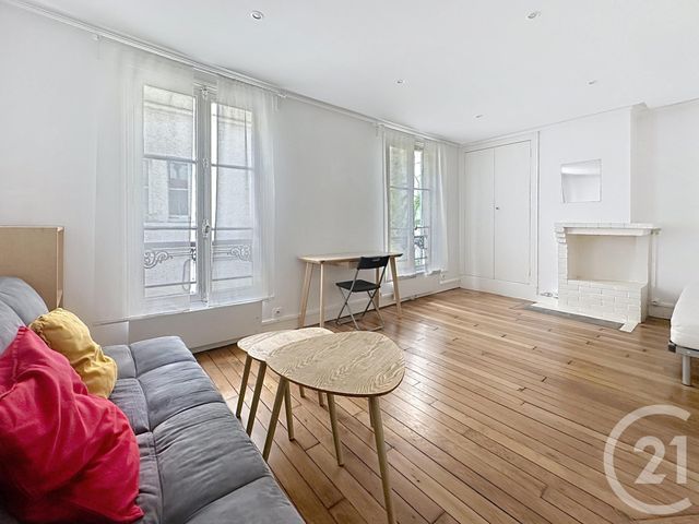 Afficher la photo en grand Appartement F1 à vendre - 1 pièce - 23.02 m2 - PARIS - 75018 - ILE-DE-FRANCE - Century 21 Les Abbesses