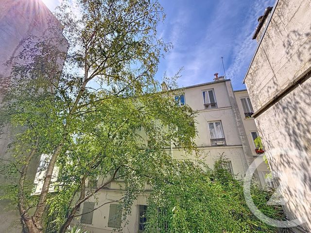 Afficher la photo en grand Appartement F2 à vendre - 2 pièces - 21.0 m2 - PARIS - 75018 - ILE-DE-FRANCE - Century 21 Les Abbesses