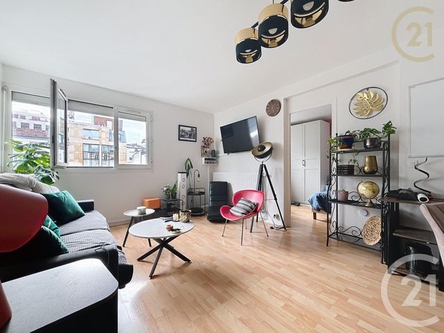 Appartement F2 à vendre - 2 pièces - 54.0 m2 - LEVALLOIS PERRET - 92 - ILE-DE-FRANCE - Century 21 Les Abbesses