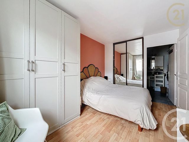 Appartement F2 à vendre - 2 pièces - 54.0 m2 - LEVALLOIS PERRET - 92 - ILE-DE-FRANCE - Century 21 Les Abbesses