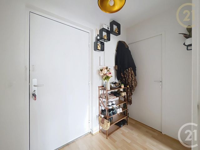 Appartement F2 à vendre - 2 pièces - 54.0 m2 - LEVALLOIS PERRET - 92 - ILE-DE-FRANCE - Century 21 Les Abbesses