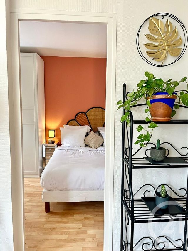 Appartement F2 à vendre - 2 pièces - 54.0 m2 - LEVALLOIS PERRET - 92 - ILE-DE-FRANCE - Century 21 Les Abbesses