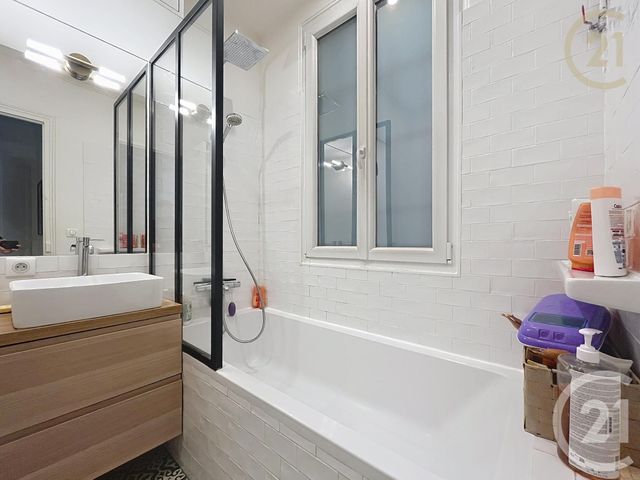 Appartement F5 à vendre - 5 pièces - 104.0 m2 - LEVALLOIS PERRET - 92 - ILE-DE-FRANCE - Century 21 Les Abbesses