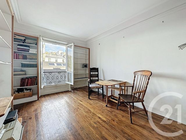 Appartement F5 à vendre - 5 pièces - 91.0 m2 - PARIS - 75018 - ILE-DE-FRANCE - Century 21 Les Abbesses