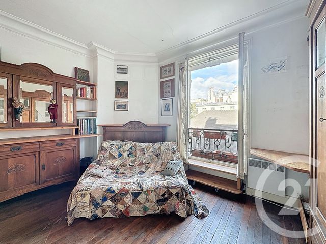 Appartement F5 à vendre - 5 pièces - 91.0 m2 - PARIS - 75018 - ILE-DE-FRANCE - Century 21 Les Abbesses