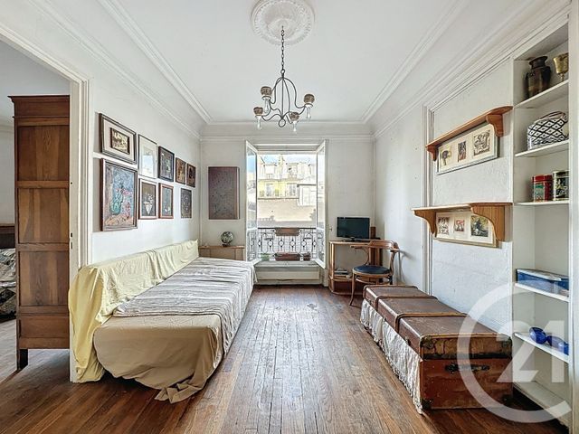 Appartement F5 à vendre - 5 pièces - 91.0 m2 - PARIS - 75018 - ILE-DE-FRANCE - Century 21 Les Abbesses