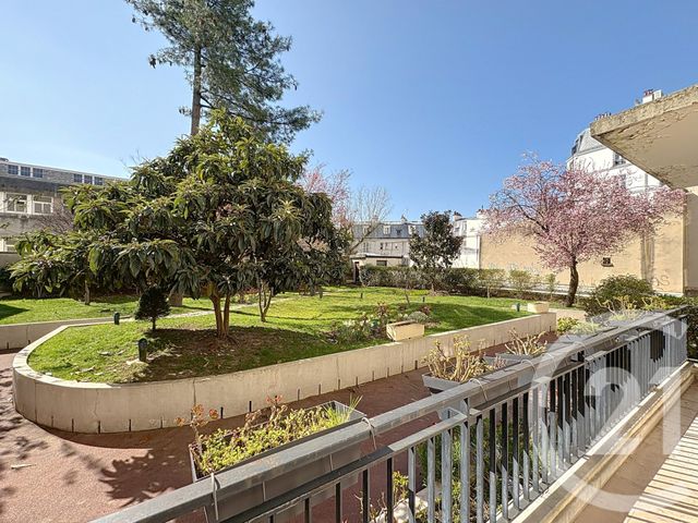 Appartement F1 à vendre - 1 pièce - 25.5 m2 - PARIS - 75018 - ILE-DE-FRANCE - Century 21 Les Abbesses