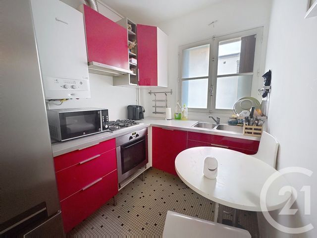 Appartement F3 bis à vendre - 3 pièces - 50.0 m2 - PARIS - 75009 - ILE-DE-FRANCE - Century 21 Les Abbesses