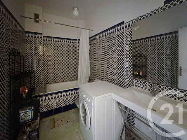 Appartement F3 bis à vendre - 3 pièces - 50.0 m2 - PARIS - 75009 - ILE-DE-FRANCE - Century 21 Les Abbesses