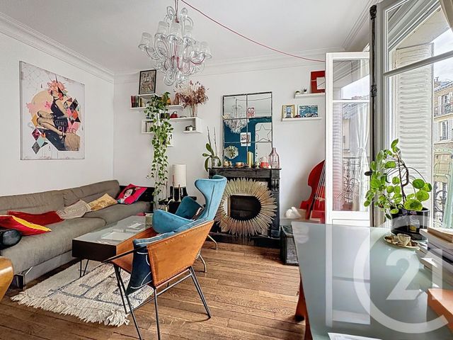 Appartement F2 à vendre - 2 pièces - 36.0 m2 - PARIS - 75018 - ILE-DE-FRANCE - Century 21 Les Abbesses