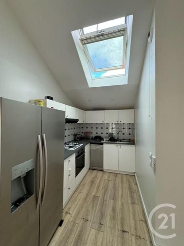 Appartement F3 à vendre - 3 pièces - 61.9 m2 - AUBERVILLIERS - 93 - ILE-DE-FRANCE - Century 21 Les Abbesses