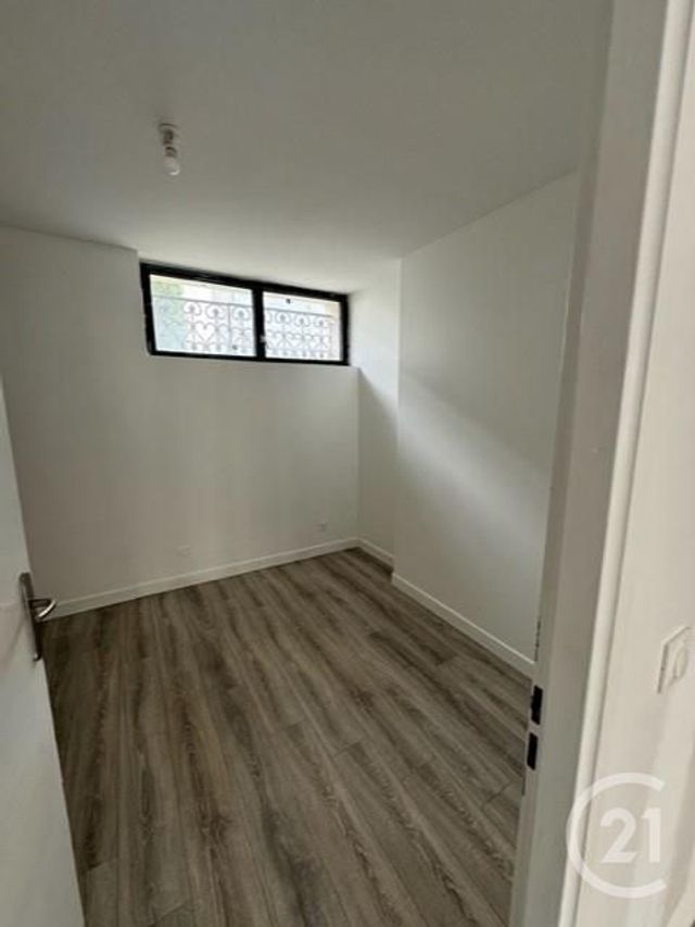 Appartement F4 à vendre - 4 pièces - 74.0 m2 - AUBERVILLIERS - 93 - ILE-DE-FRANCE - Century 21 Les Abbesses