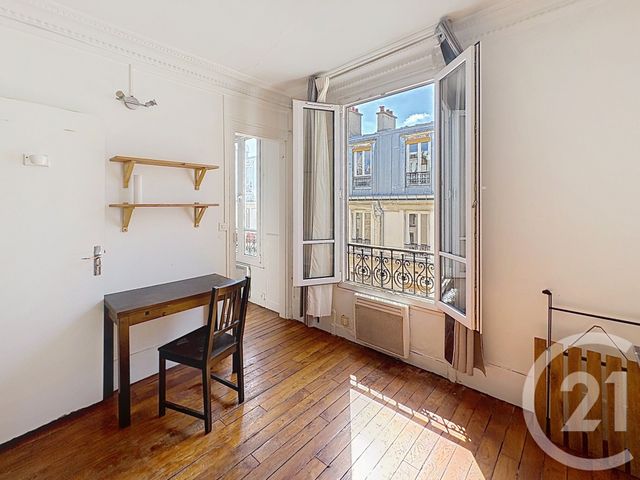 Appartement F2 à vendre - 2 pièces - 25.0 m2 - PARIS - 75018 - ILE-DE-FRANCE - Century 21 Les Abbesses