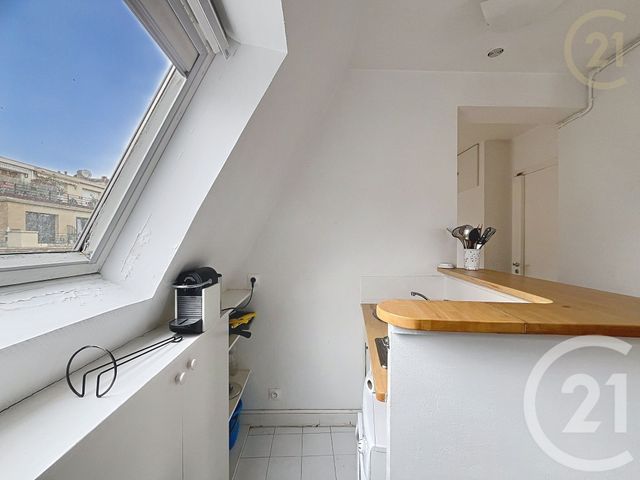 Appartement F1 à vendre - 1 pièce - 19.0 m2 - PARIS - 75016 - ILE-DE-FRANCE - Century 21 Les Abbesses