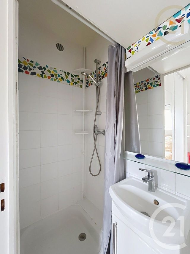 Appartement F1 à vendre - 1 pièce - 19.0 m2 - PARIS - 75016 - ILE-DE-FRANCE - Century 21 Les Abbesses