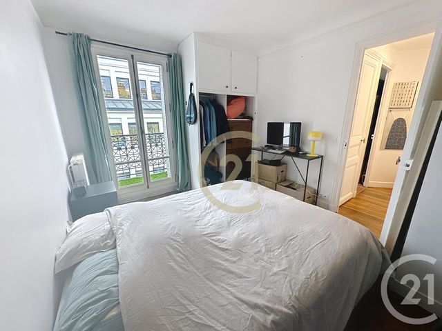 Appartement F2 à vendre - 2 pièces - 50.0 m2 - PARIS - 75017 - ILE-DE-FRANCE - Century 21 Les Abbesses