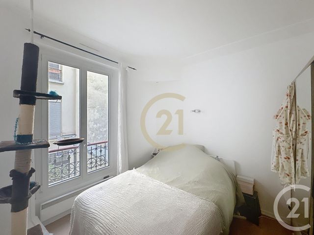 Appartement F2 à vendre - 2 pièces - 34.13 m2 - PARIS - 75018 - ILE-DE-FRANCE - Century 21 Les Abbesses
