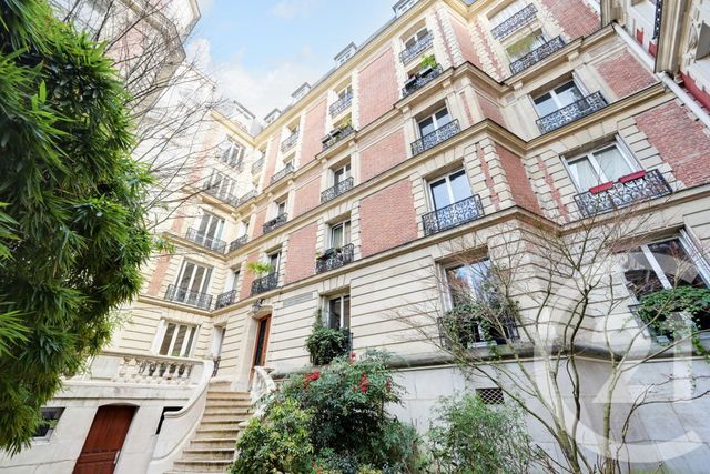 Appartement F4 à vendre - 4 pièces - 102.0 m2 - PARIS - 75018 - ILE-DE-FRANCE - Century 21 Les Abbesses