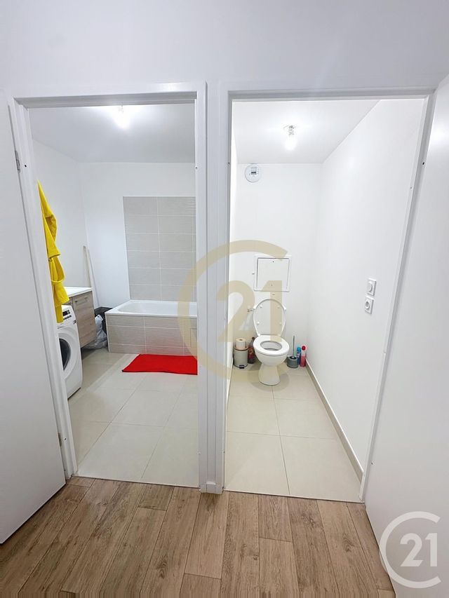 Appartement F3 à vendre - 3 pièces - 58.78 m2 - MONTREUIL - 93 - ILE-DE-FRANCE - Century 21 Les Abbesses