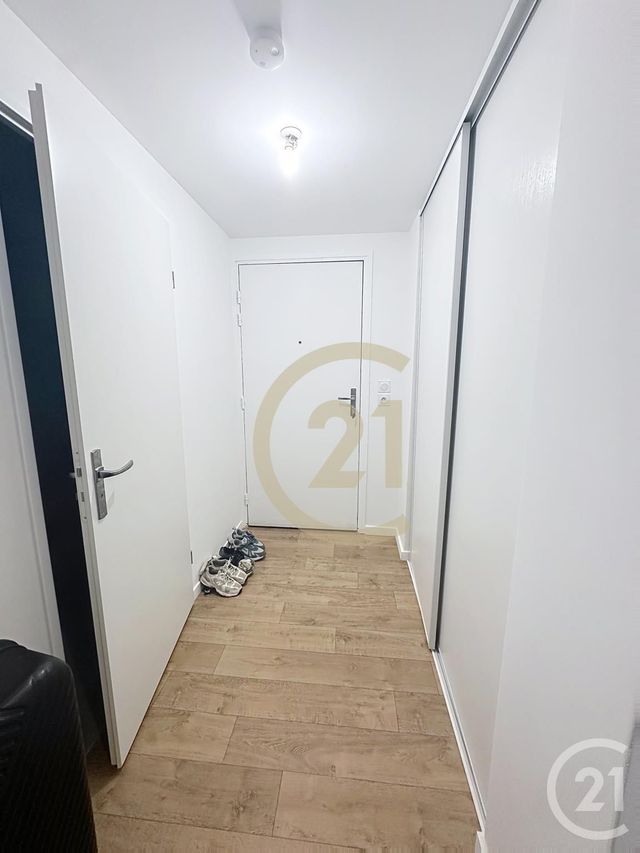 Appartement F2 à vendre - 2 pièces - 41.75 m2 - MONTREUIL - 93 - ILE-DE-FRANCE - Century 21 Les Abbesses