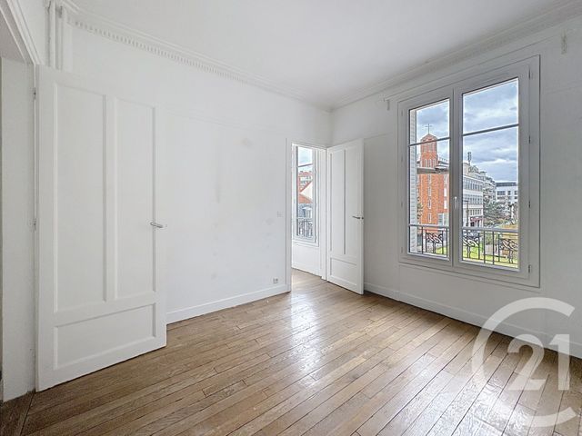 Appartement F2 à vendre - 2 pièces - 55.0 m2 - BOULOGNE BILLANCOURT - 92 - ILE-DE-FRANCE - Century 21 Les Abbesses