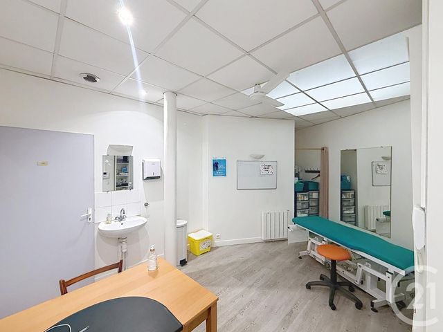 divers à vendre - 118.0 m2 - PARIS - 75018 - ILE-DE-FRANCE - Century 21 Les Abbesses