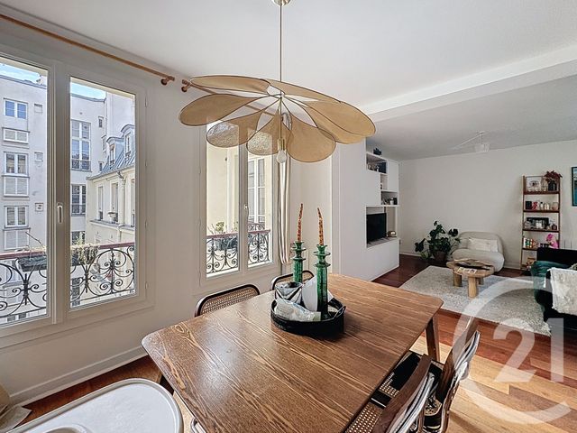 Appartement F4 à vendre - 4 pièces - 62.0 m2 - PARIS - 75018 - ILE-DE-FRANCE - Century 21 Les Abbesses