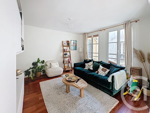 Appartement F4 à vendre - 4 pièces - 62.0 m2 - PARIS - 75018 - ILE-DE-FRANCE - Century 21 Les Abbesses