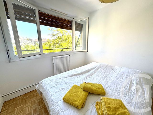 Appartement F3 à vendre - 3 pièces - 53.0 m2 - PARIS - 75018 - ILE-DE-FRANCE - Century 21 Les Abbesses
