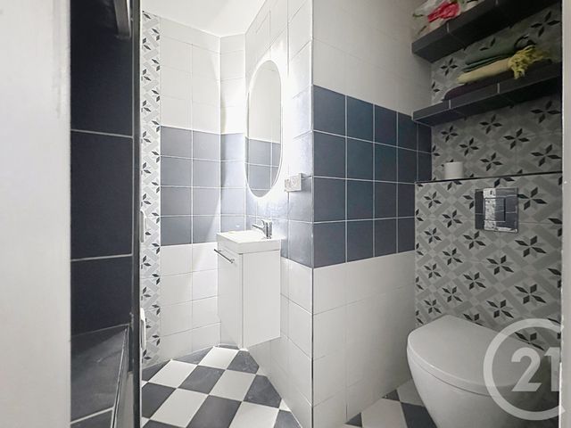 Appartement F1 à vendre - 1 pièce - 15.5 m2 - PARIS - 75009 - ILE-DE-FRANCE - Century 21 Les Abbesses