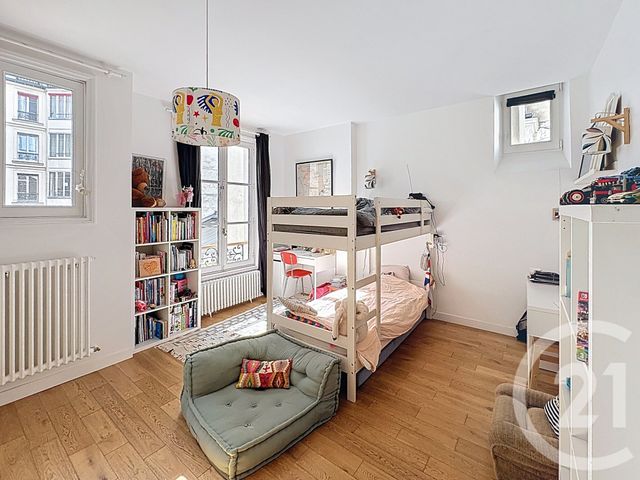 Appartement à vendre - 4 pièces - 77.0 m2 - PARIS - 75018 - ILE-DE-FRANCE - Century 21 Les Abbesses
